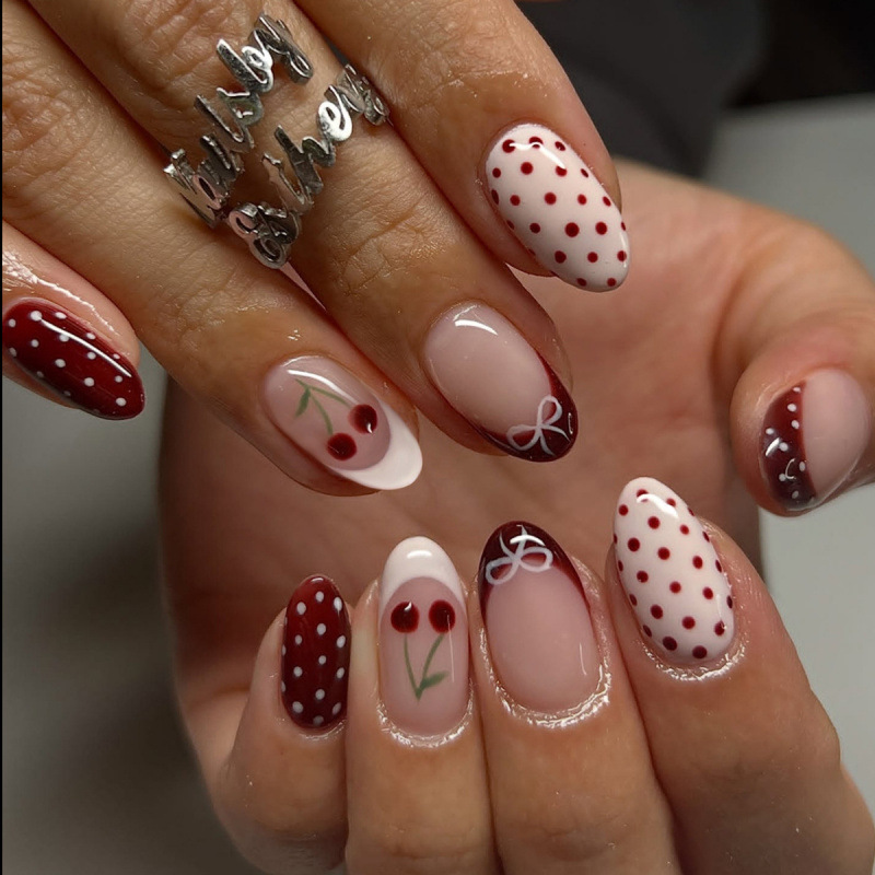 Nail Art Red Cherry - 24 шт. модных красных накладных ногтей
